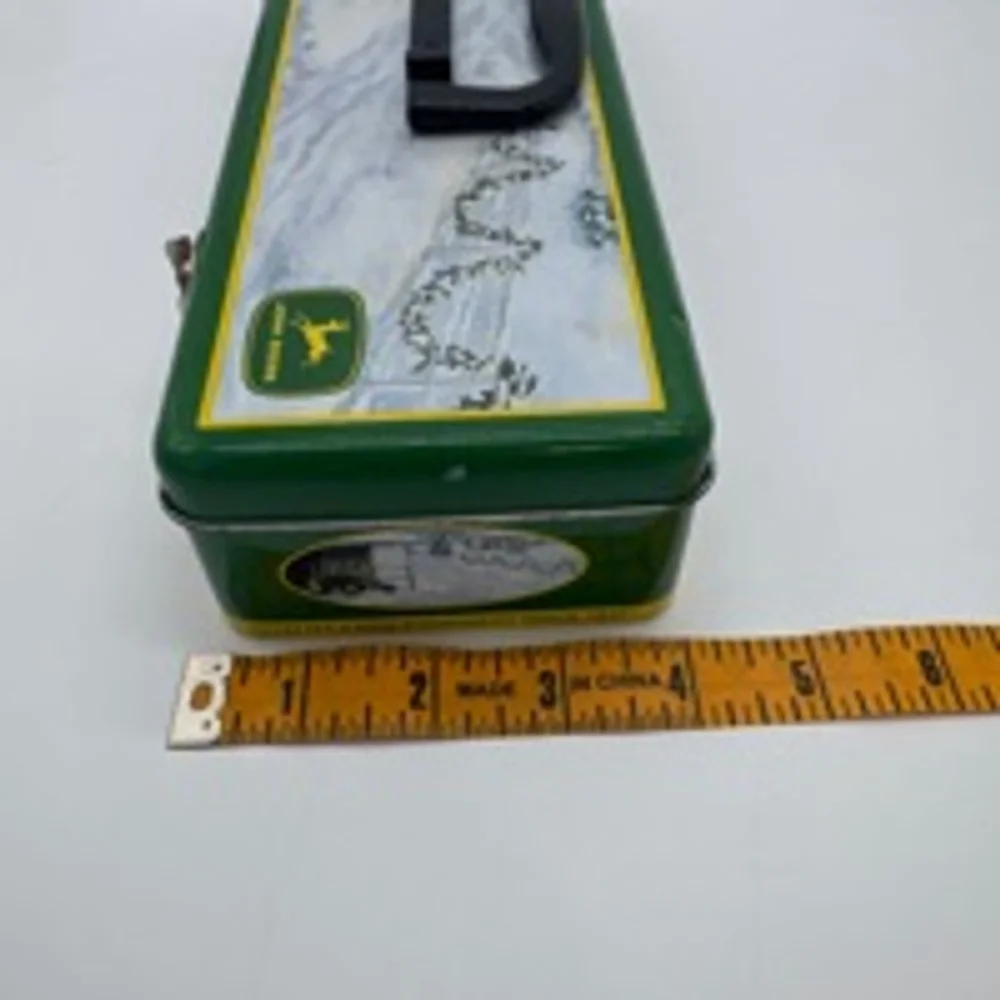 John Deere VINTAGE 2005 Toolbox Pencil Case Green Metal Tractor Theme